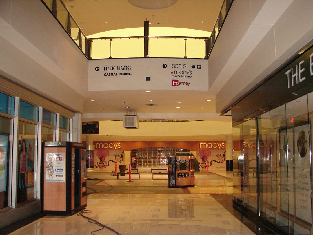 Northridge Mall Art Sign and Design