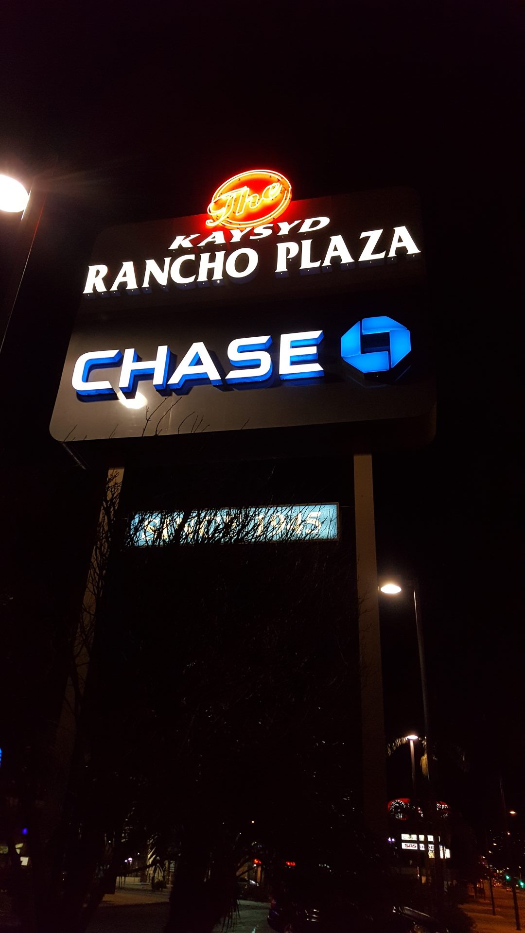 Rancho Plaza Pole Sign